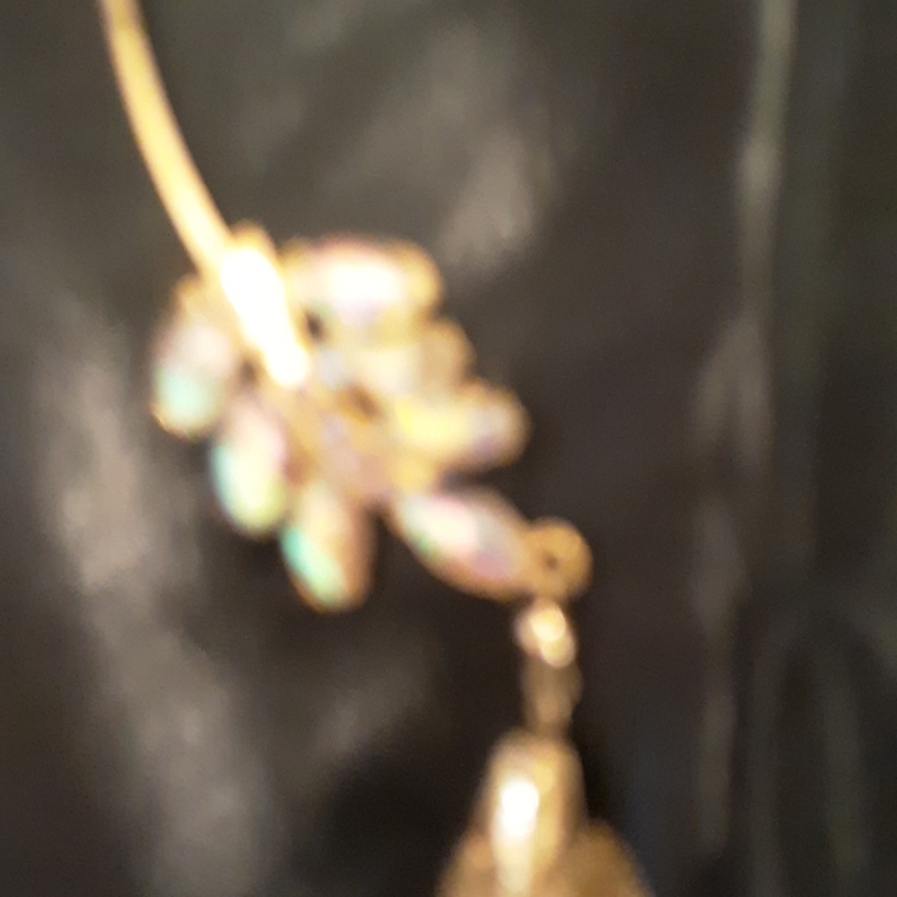 Necklace - Picture 3 of 8